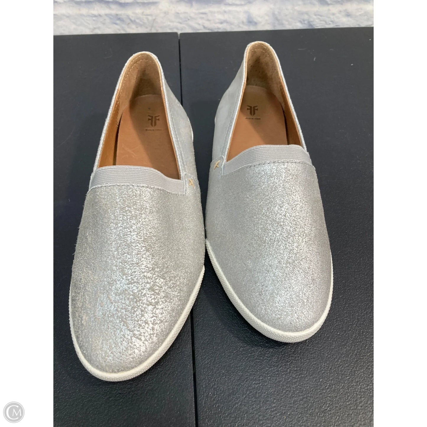 Shoes Designer By Frye In Silver, Size: 8