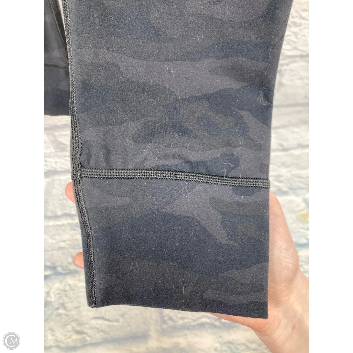 Athletic Leggings By Vuori In Black, Size: L