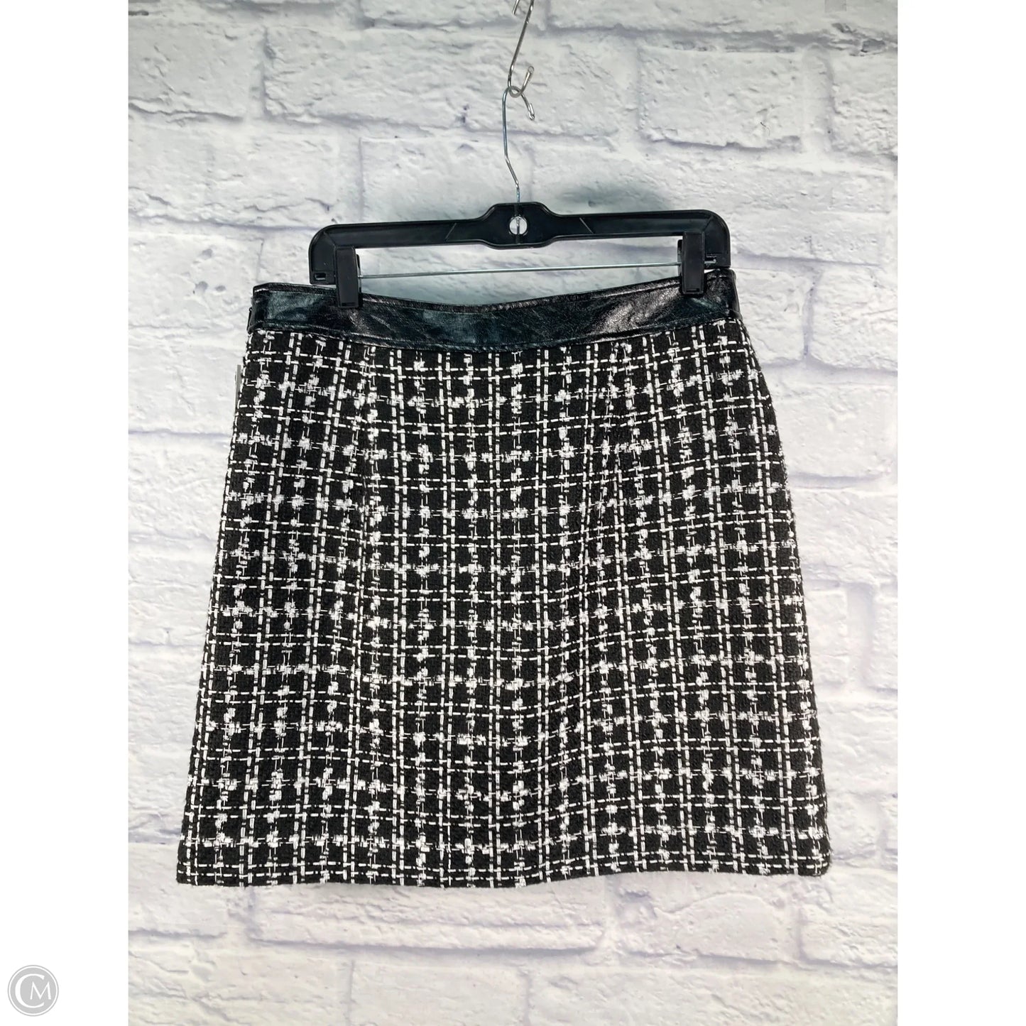Skirt Designer By Karl Lagerfeld In Black & White, Size: 8