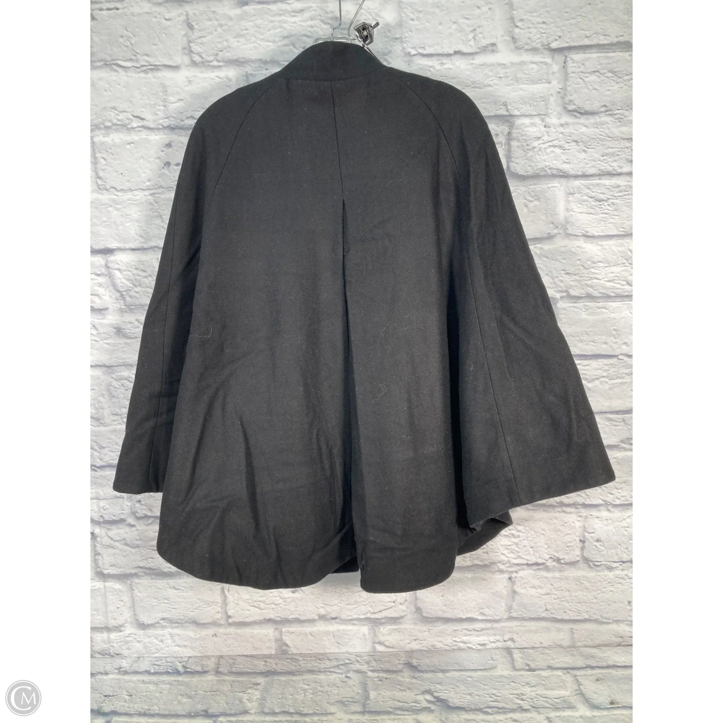 Poncho By Kate & Mallory In Black, Size: M