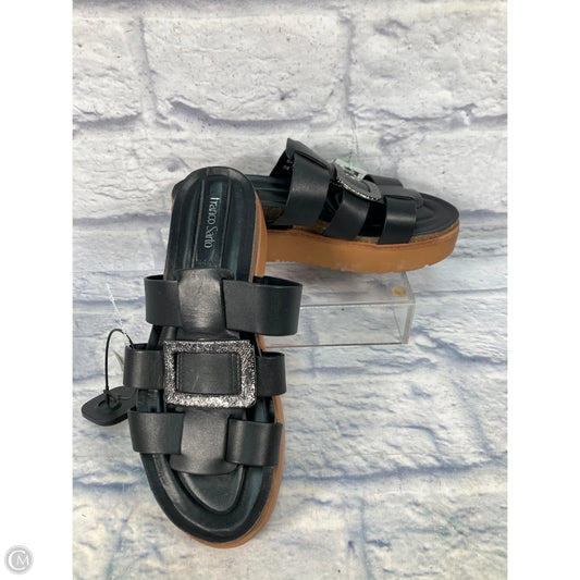 Sandals Flats By Franco Sarto In Black, Size: 8