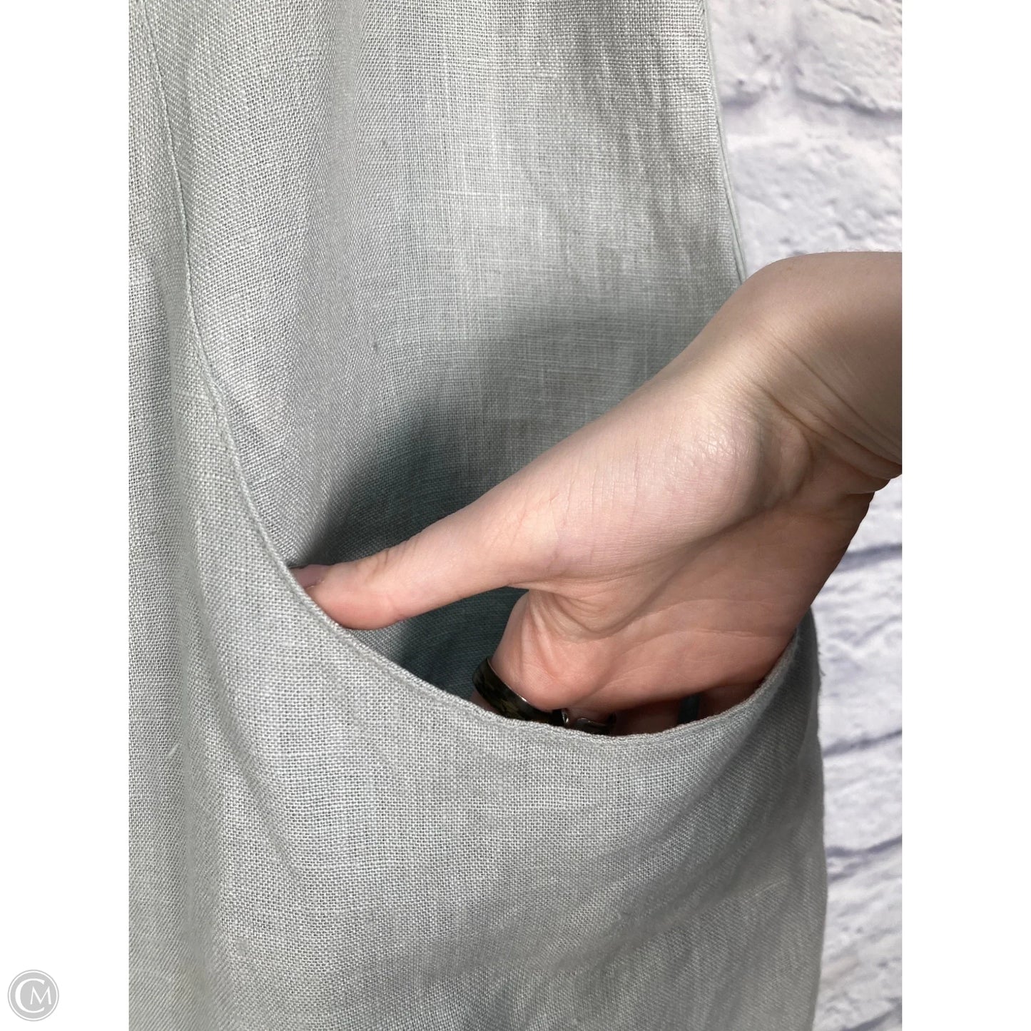 Dress Casual Short By Clothes Mentor In Grey, Size: Xl