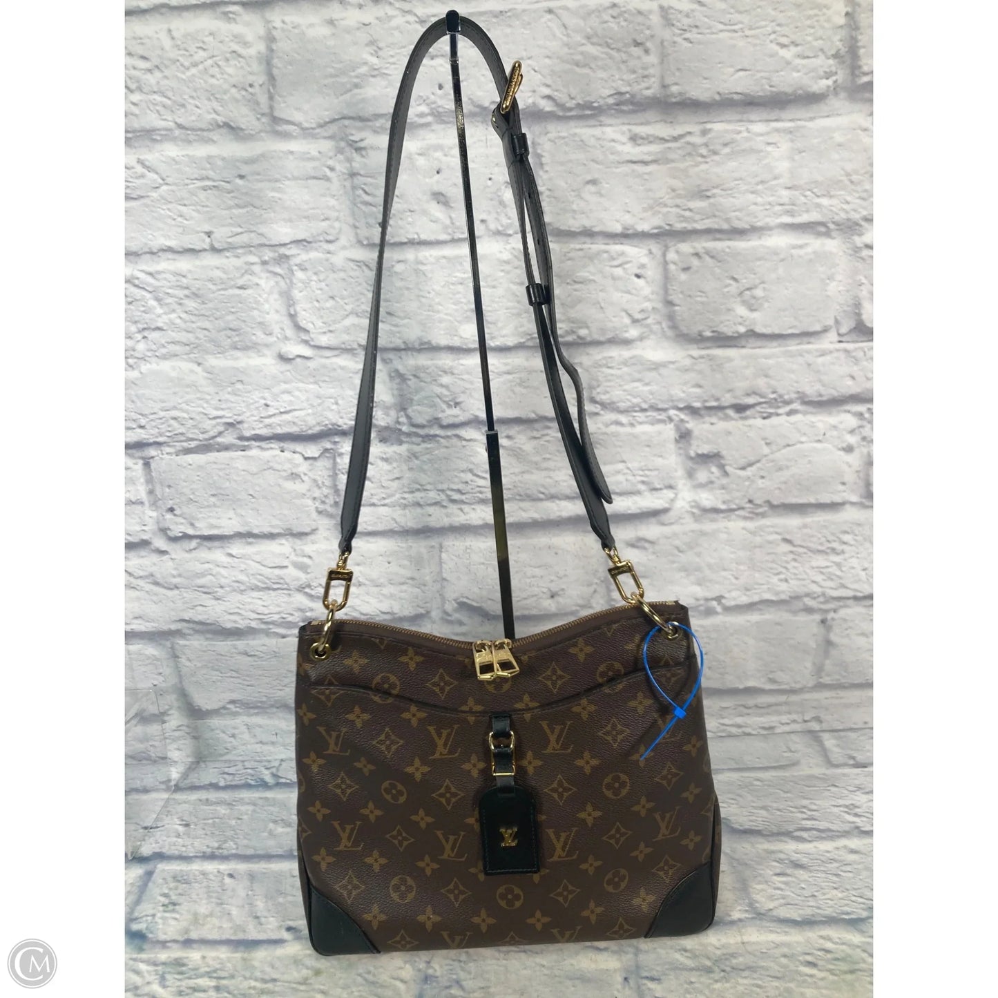 Handbag Luxury Designer By Louis Vuitton, Size: Medium