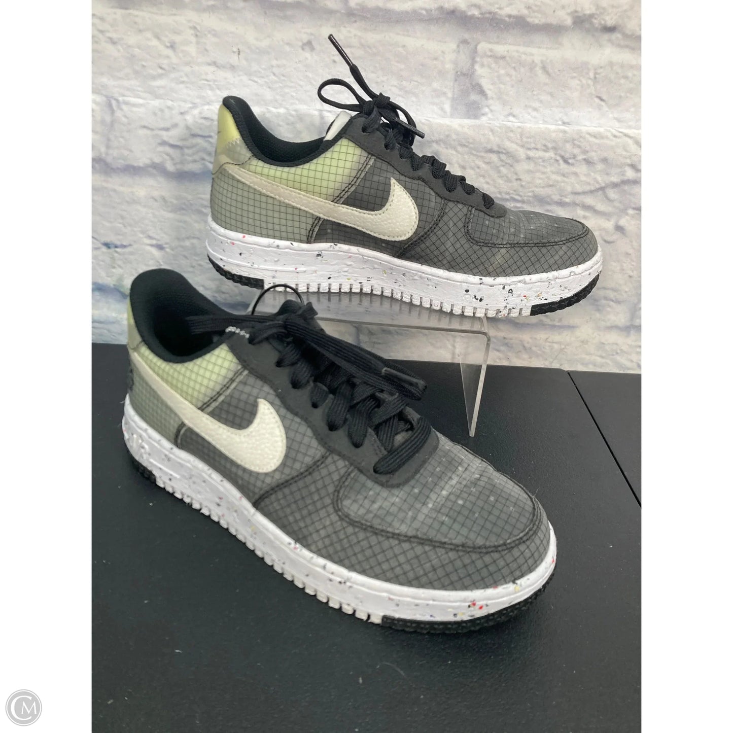 Shoes Athletic By Nike In Grey & Yellow, Size: 7