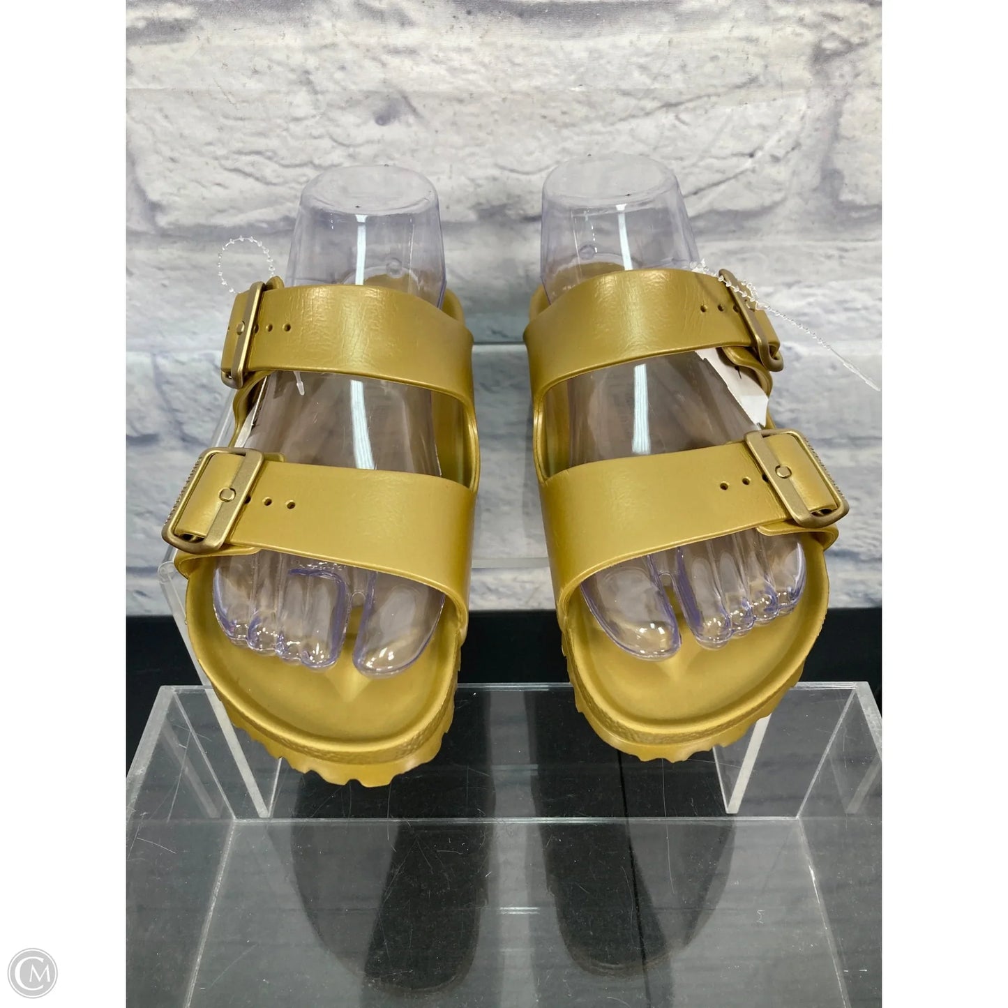 Sandals Flats By Birkenstock In Gold, Size: 7.5