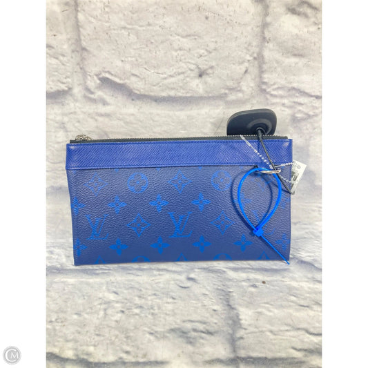 Clutch Luxury Designer By Louis Vuitton, Size: Medium