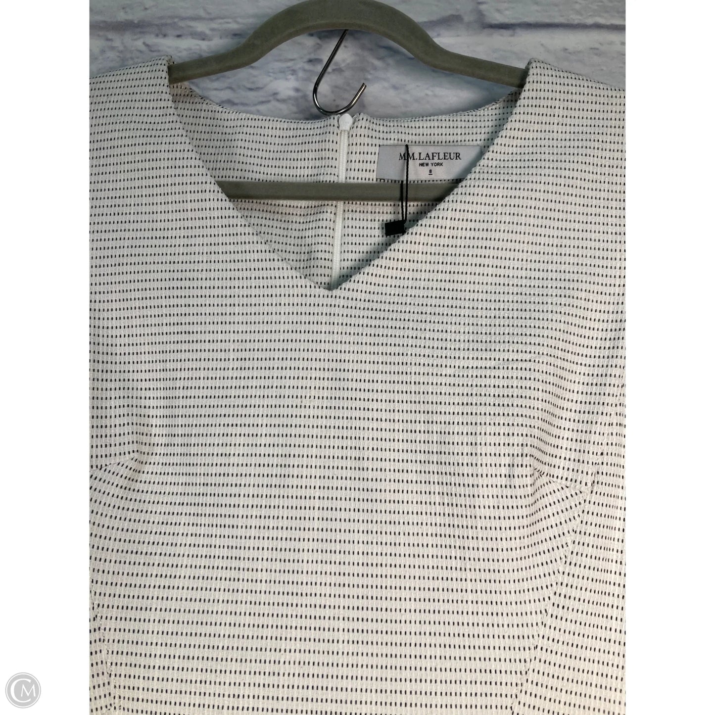 Dress Casual Short By Clothes Mentor In Cream, Size: M