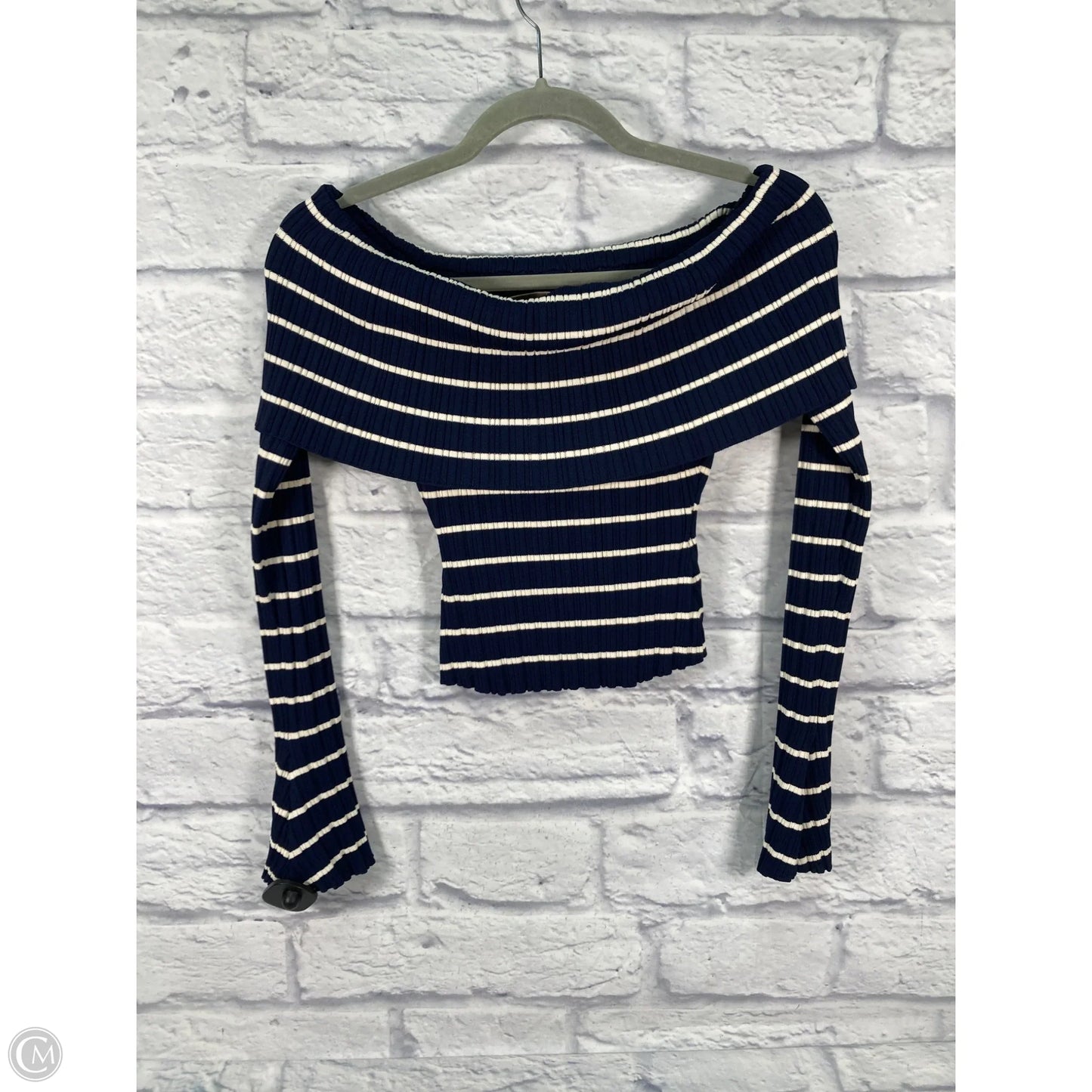 Top Long Sleeve By Meshki In Blue & White, Size: M