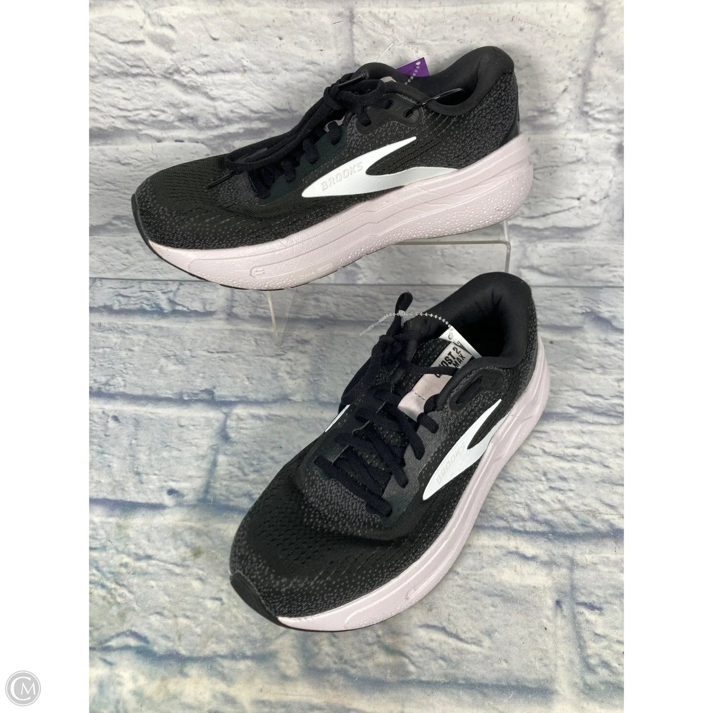 Shoes Athletic By Brooks In Black, Size: 8.5