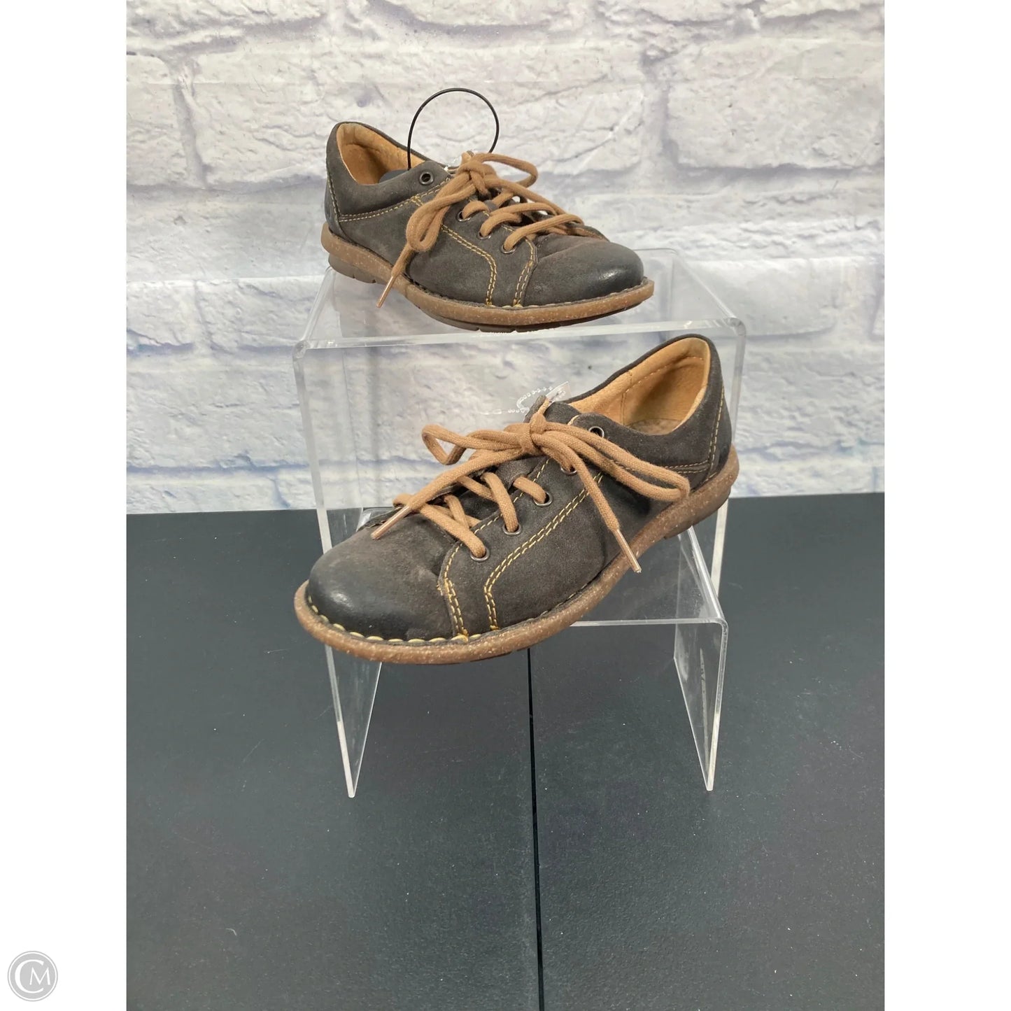 Shoes Flats By Born In Brown, Size: 6.5