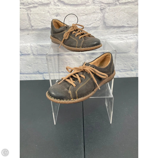 Shoes Flats By Born In Brown, Size: 6.5