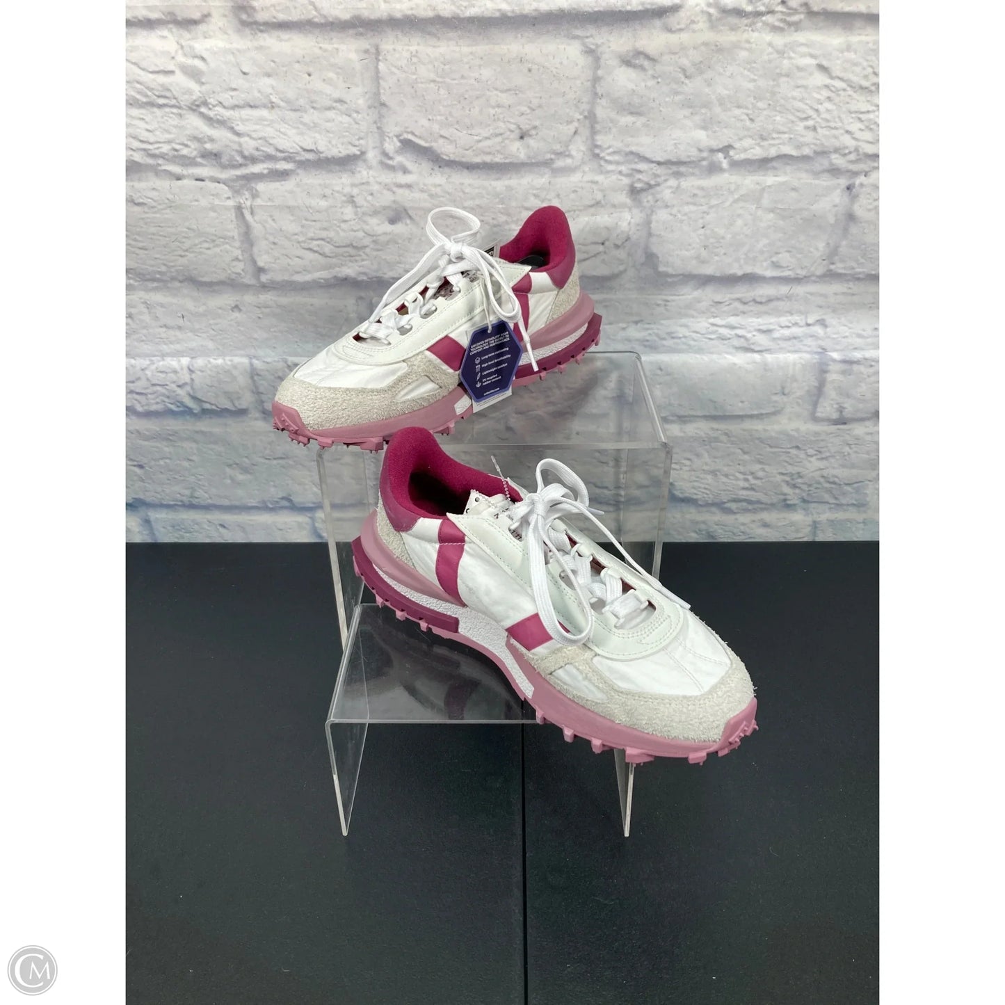 Shoes Athletic By Lacoste In Cream & Purple, Size: 9
