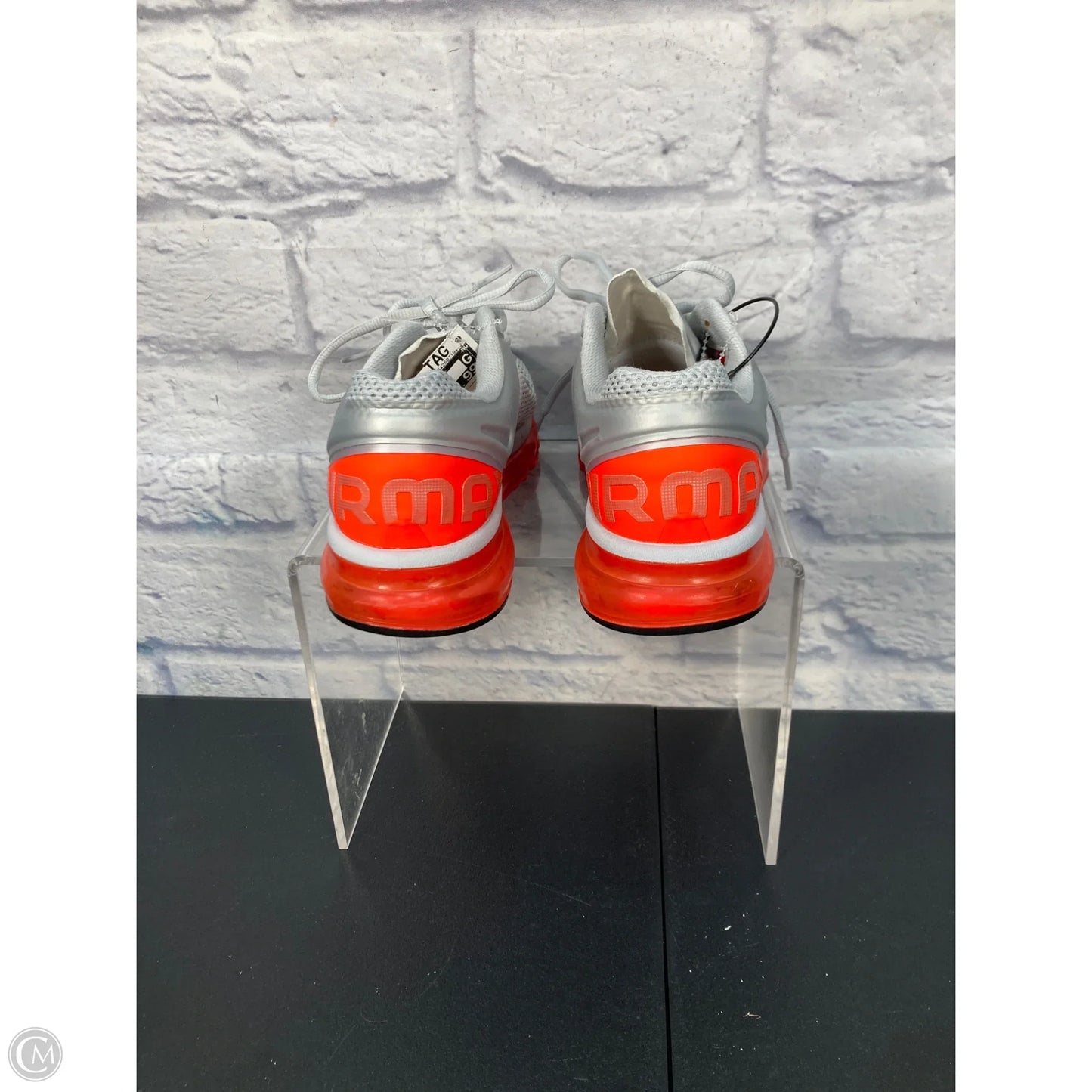 Shoes Athletic By Nike In Grey & Orange, Size: 8.5