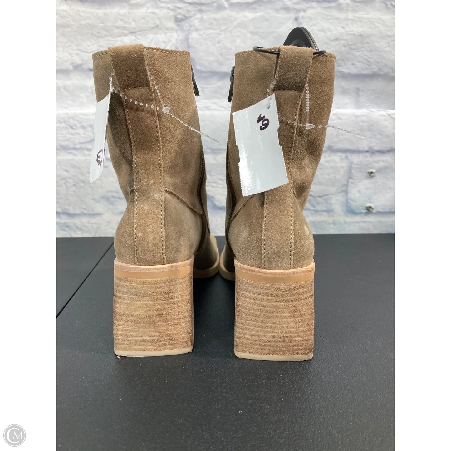 Boots Ankle Heels By Dolce Vita In Tan, Size: 8.5