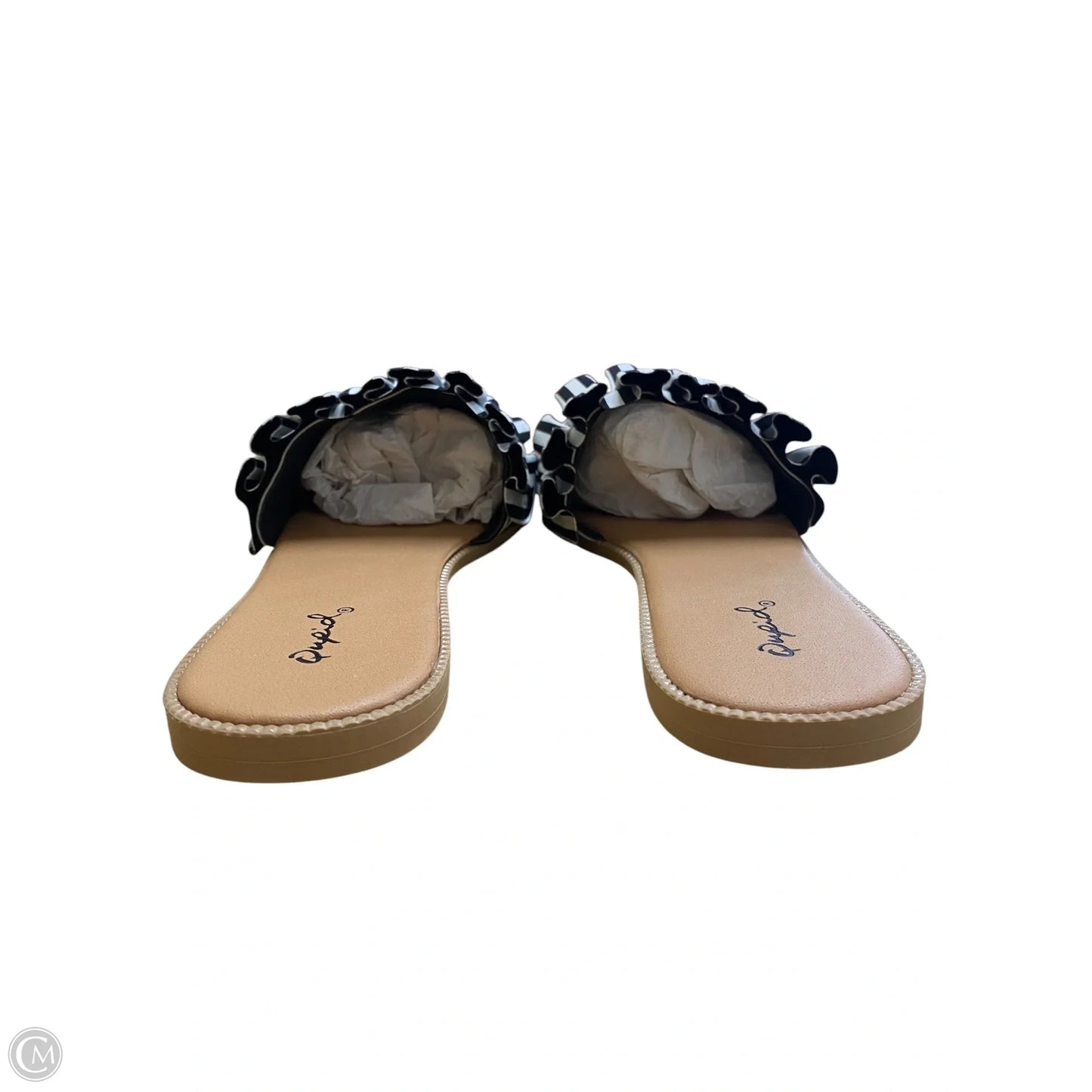 Sandals Flats By Qupid In Black & White, Size: 8