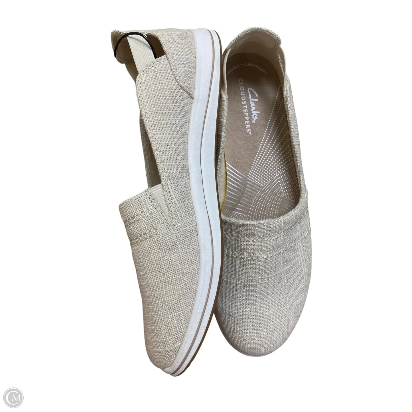Shoes Flats By Clarks In Cream, Size: 8.5