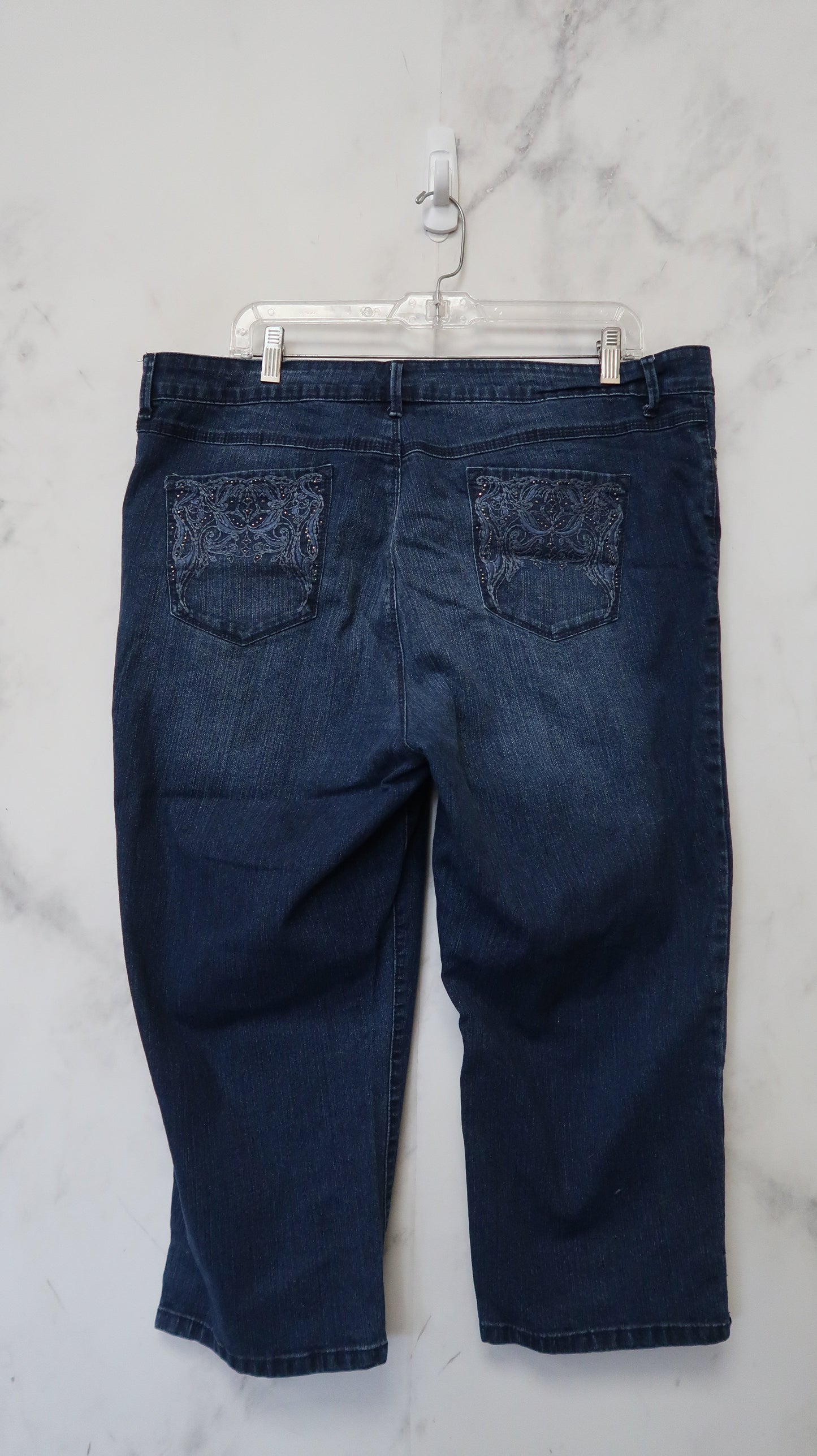 Jeans Cropped By Gloria Vanderbilt  Size: 16