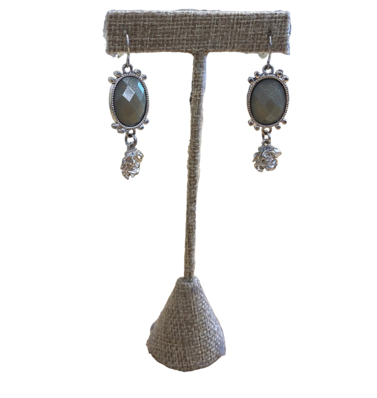 Earrings Dangle/drop By Clothes Mentor