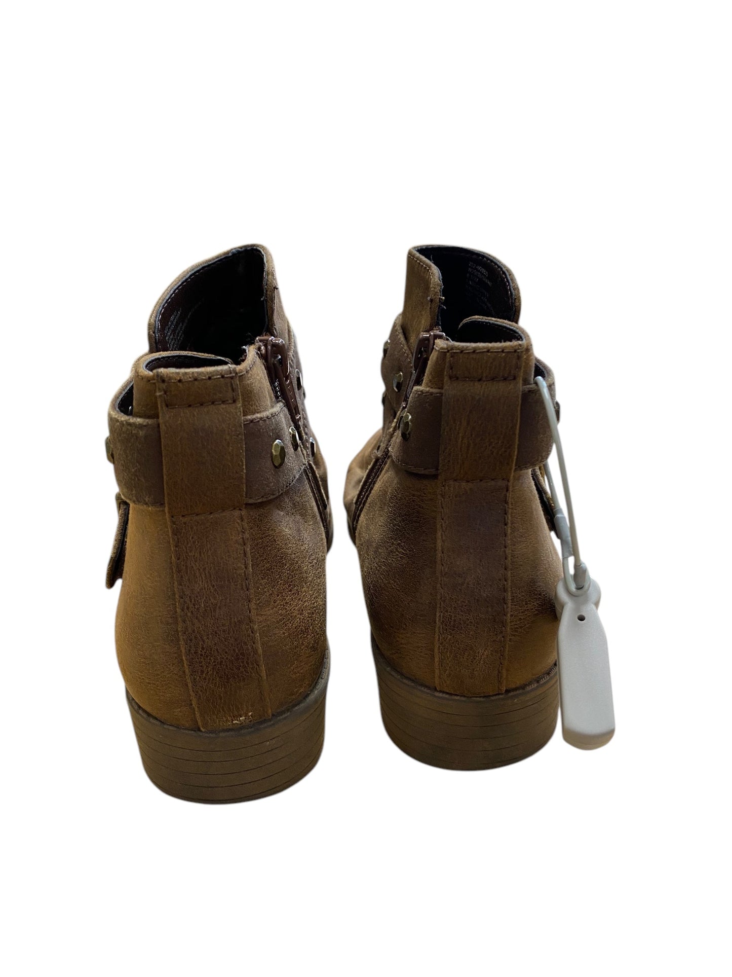 Boots Ankle Flats By White Mountain In Brown, Size: 8.5