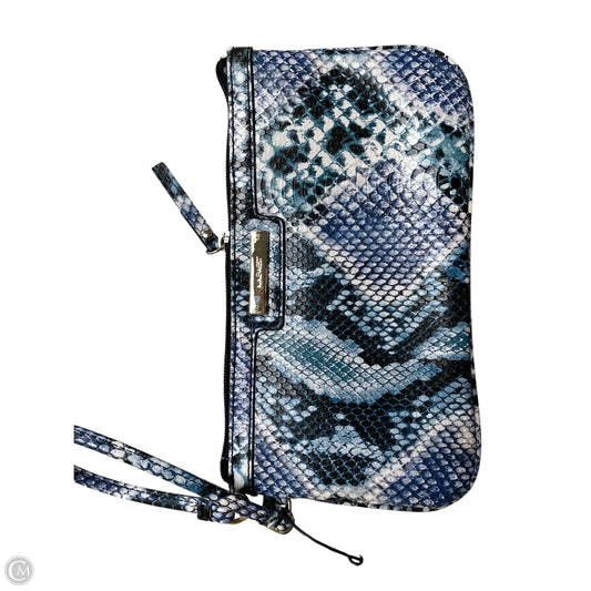 Wristlet By Nine West, Size: Medium