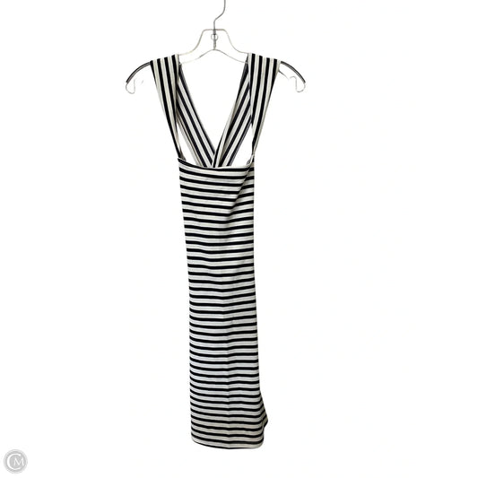 Dress Casual Short By Divided In Striped Pattern, Size: S