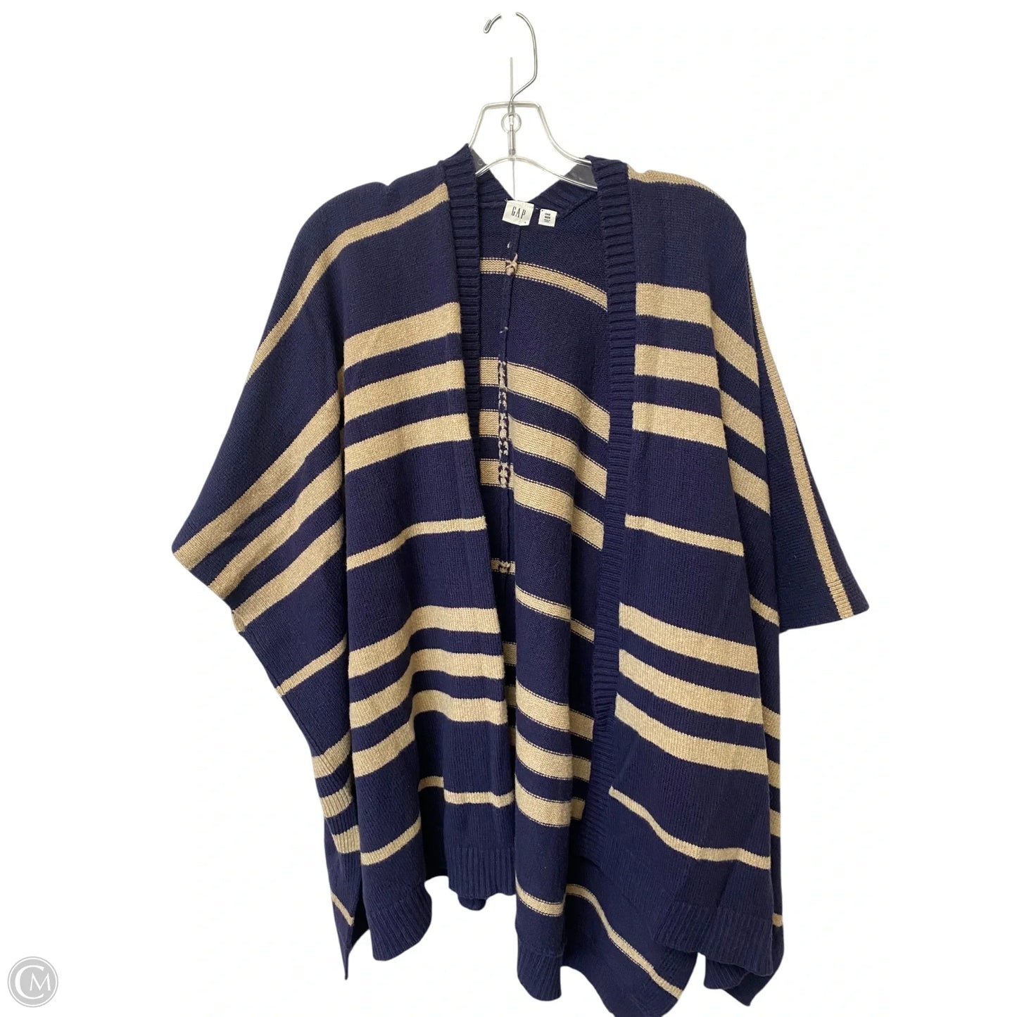 Shawl By Capacity In Striped Pattern, Size: Osfm