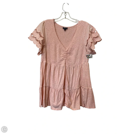 Top Short Sleeve By Torrid In Pink, Size: 2x