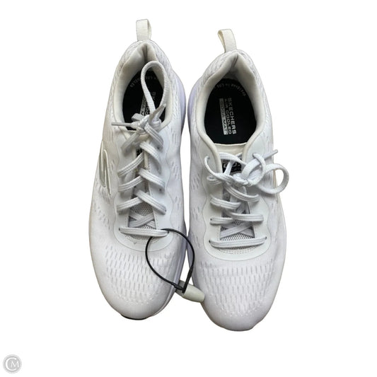 Shoes Athletic By Skechers In White, Size: 7.5