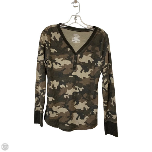 Top Long Sleeve Basic By Time And Tru In Camouflage Print, Size: M