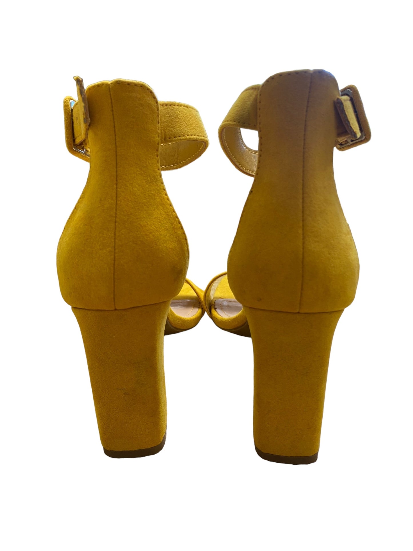 Yellow Shoes Heels Block Bamboo, Size 8.5