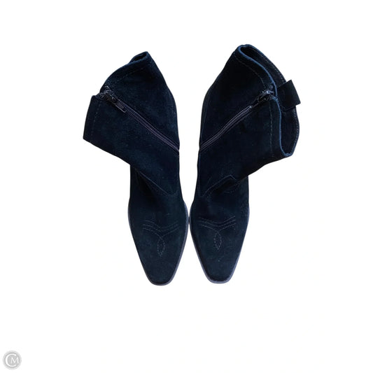 Boots Ankle Heels By Chinese Laundry In Black, Size: 8