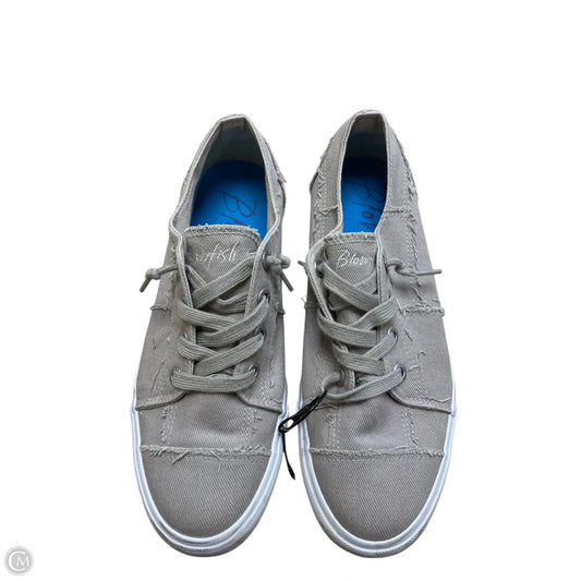 Shoes Flats By Blowfish In Grey, Size: 10