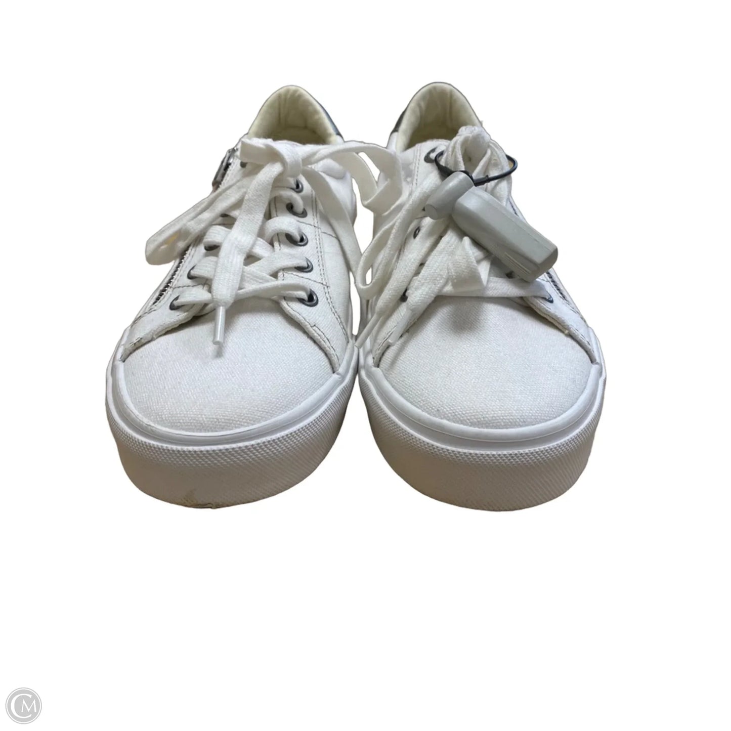 Shoes Sneakers By Taos In White, Size: 8.5