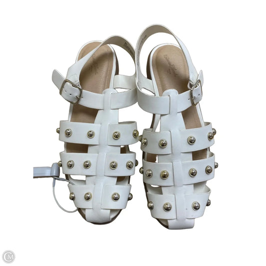 Shoes Flats By Universal Thread In White, Size: 9.5