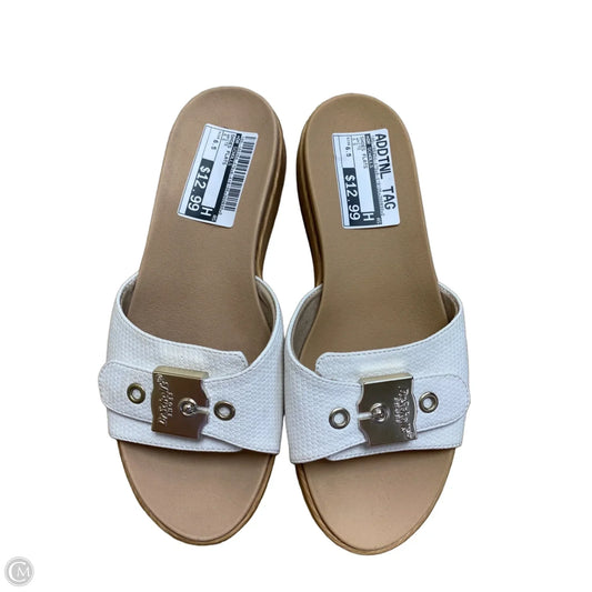 Shoes Flats By Dr Scholls In White, Size: 6.5