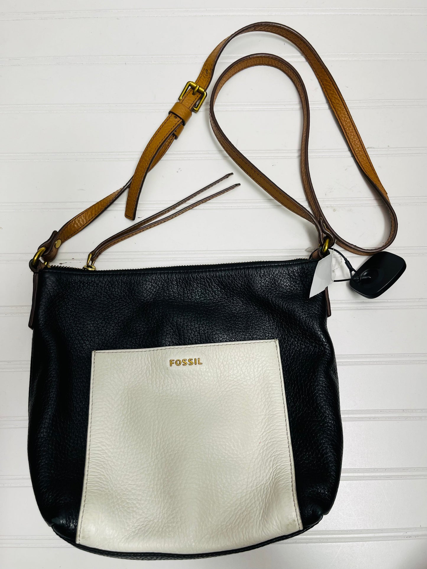 Crossbody By Fossil, Size: Medium