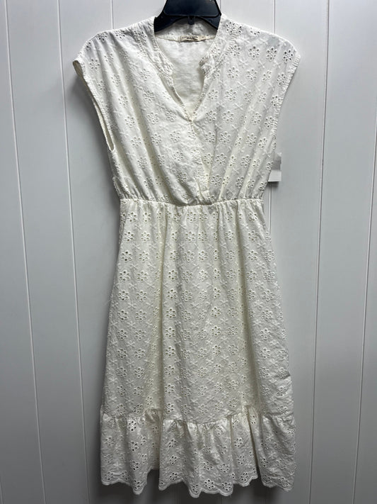 White Dress Casual Short Clothes Mentor, Size S