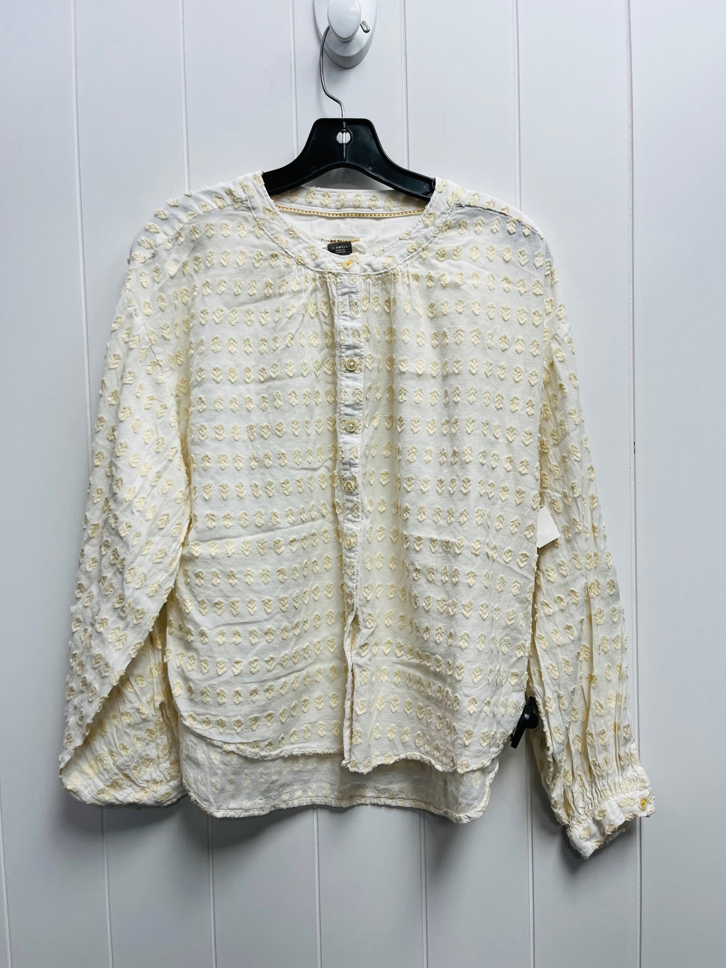 Top Long Sleeve By Pilcro In White & Yellow, Size: Xs