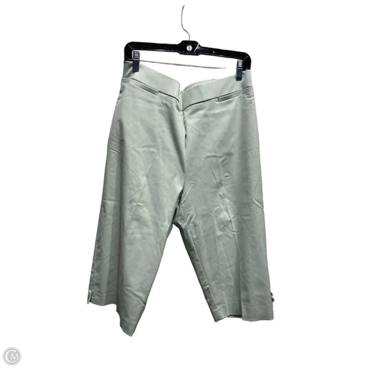 Capris By Liz Claiborne In Green, Size: 16