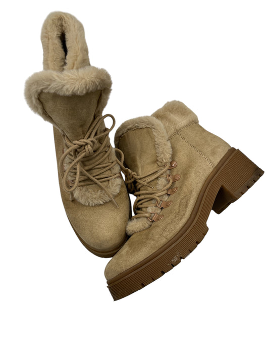 Boots Snow By A New Day In Tan, Size: 8.5