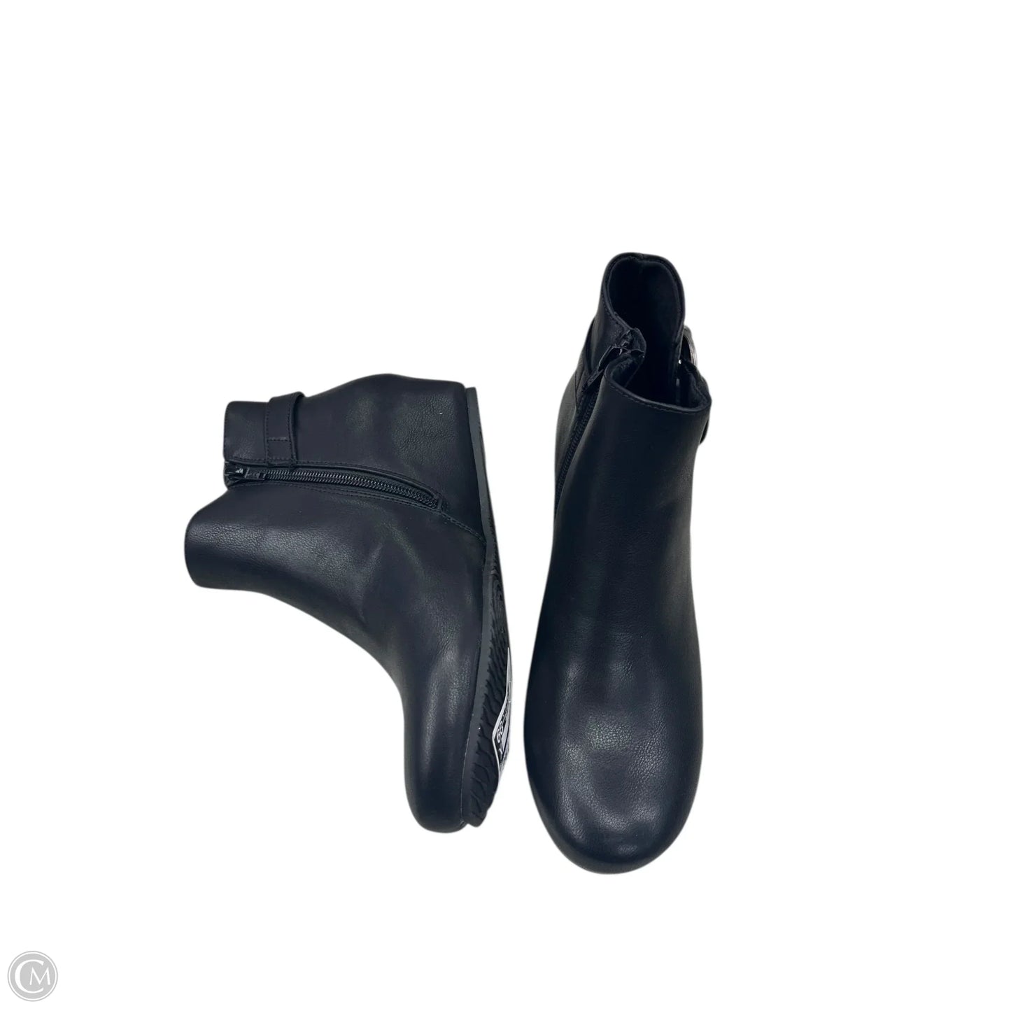 Boots Ankle Flats By Bare Traps In Black, Size: 8