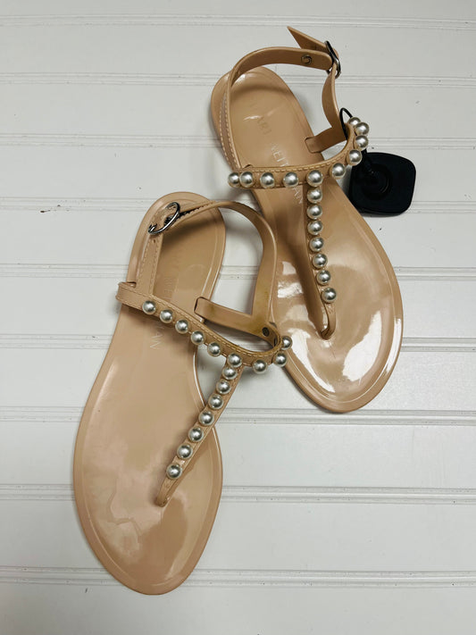 Cream Sandals Flats Stuart Weitzman, Size 8