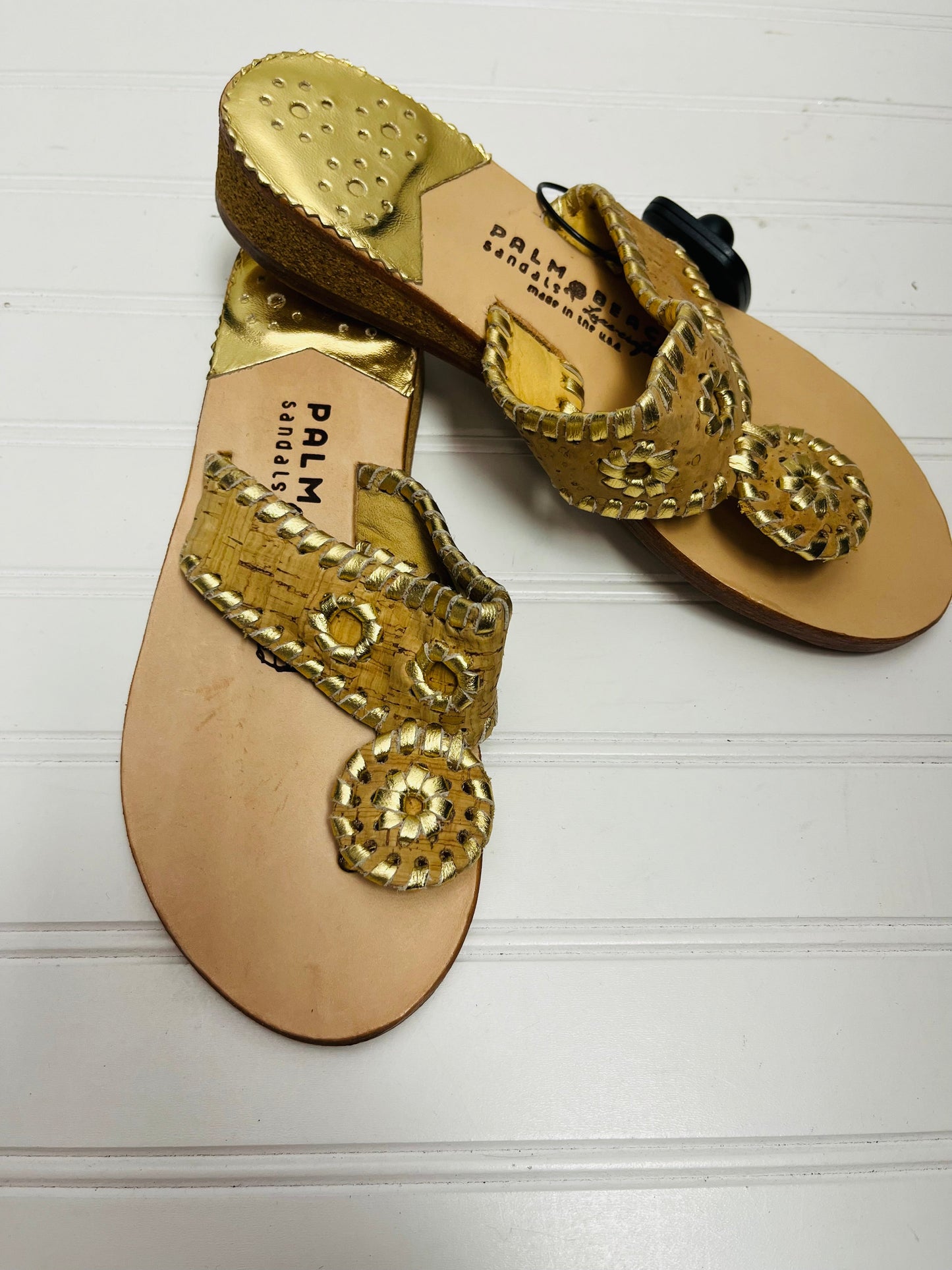 Sandals Flats By PALM BEACH SANDALS In Gold, Size: 6