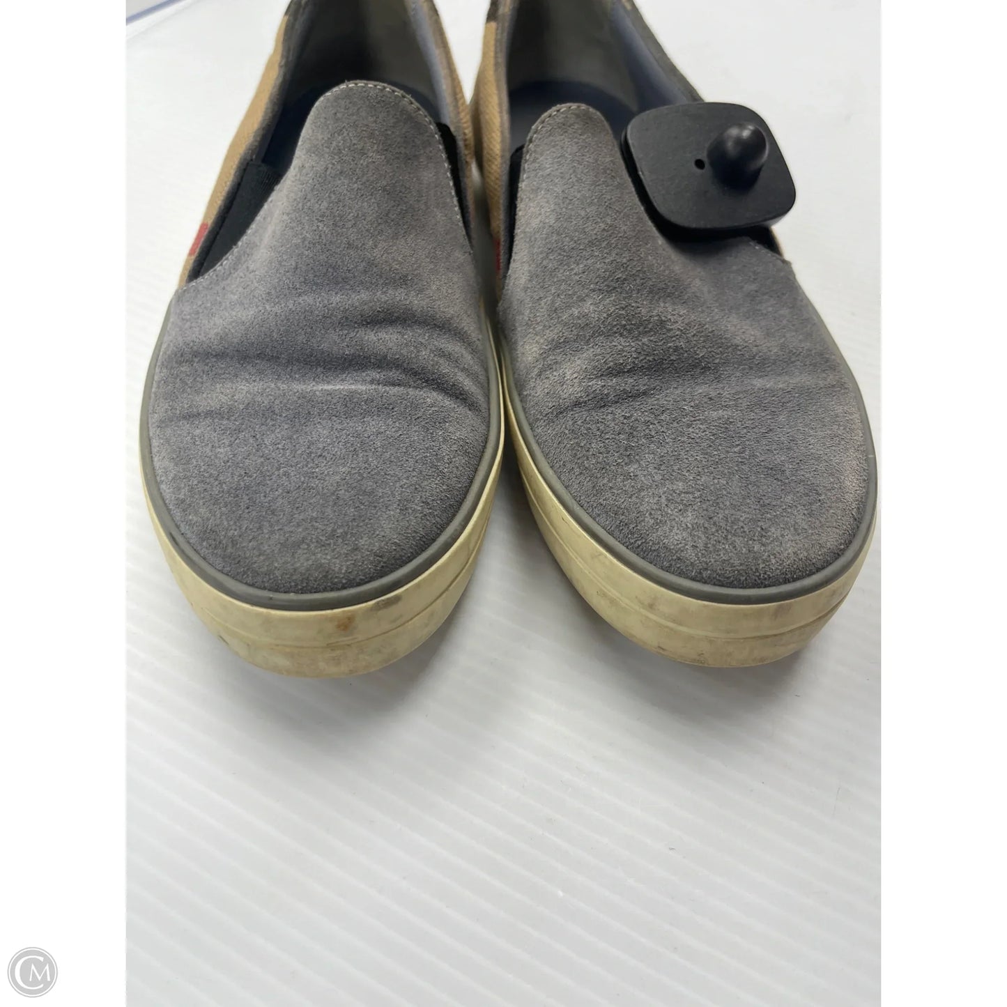 Shoes Luxury Designer By Burberry In Grey, Size: 7.5