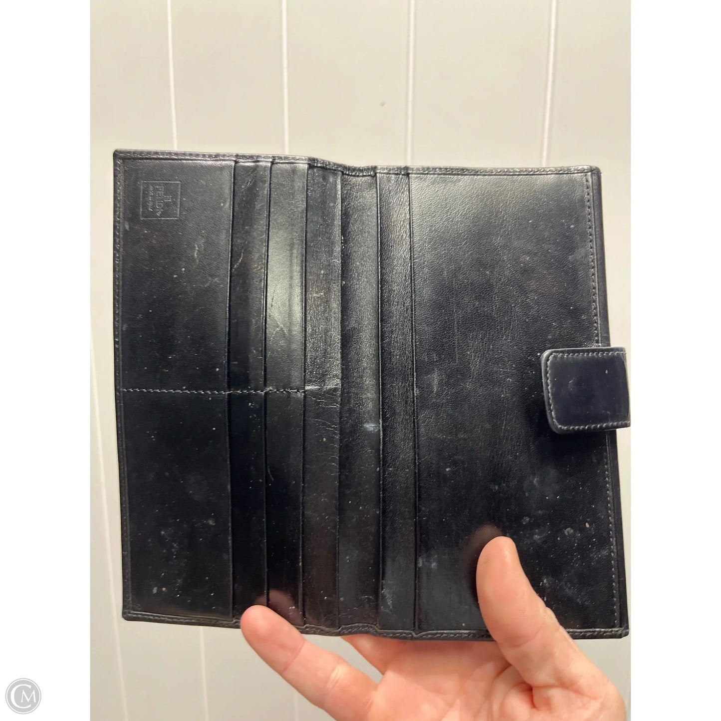 Wallet Luxury Designer By Fendi, Size: Medium