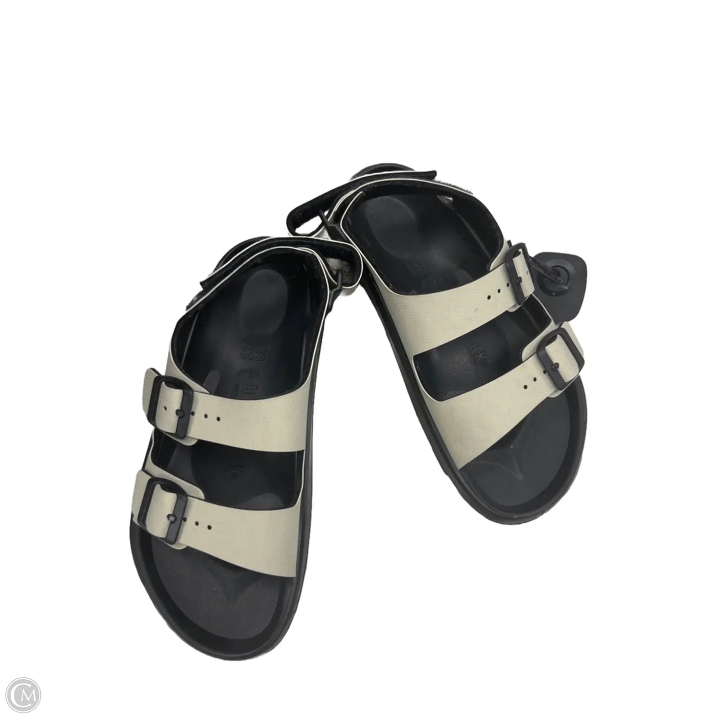 Sandals Flats By Birkenstock In Tan, Size: 7