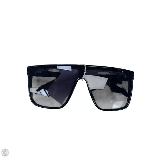 Sunglasses By Quay, Size: