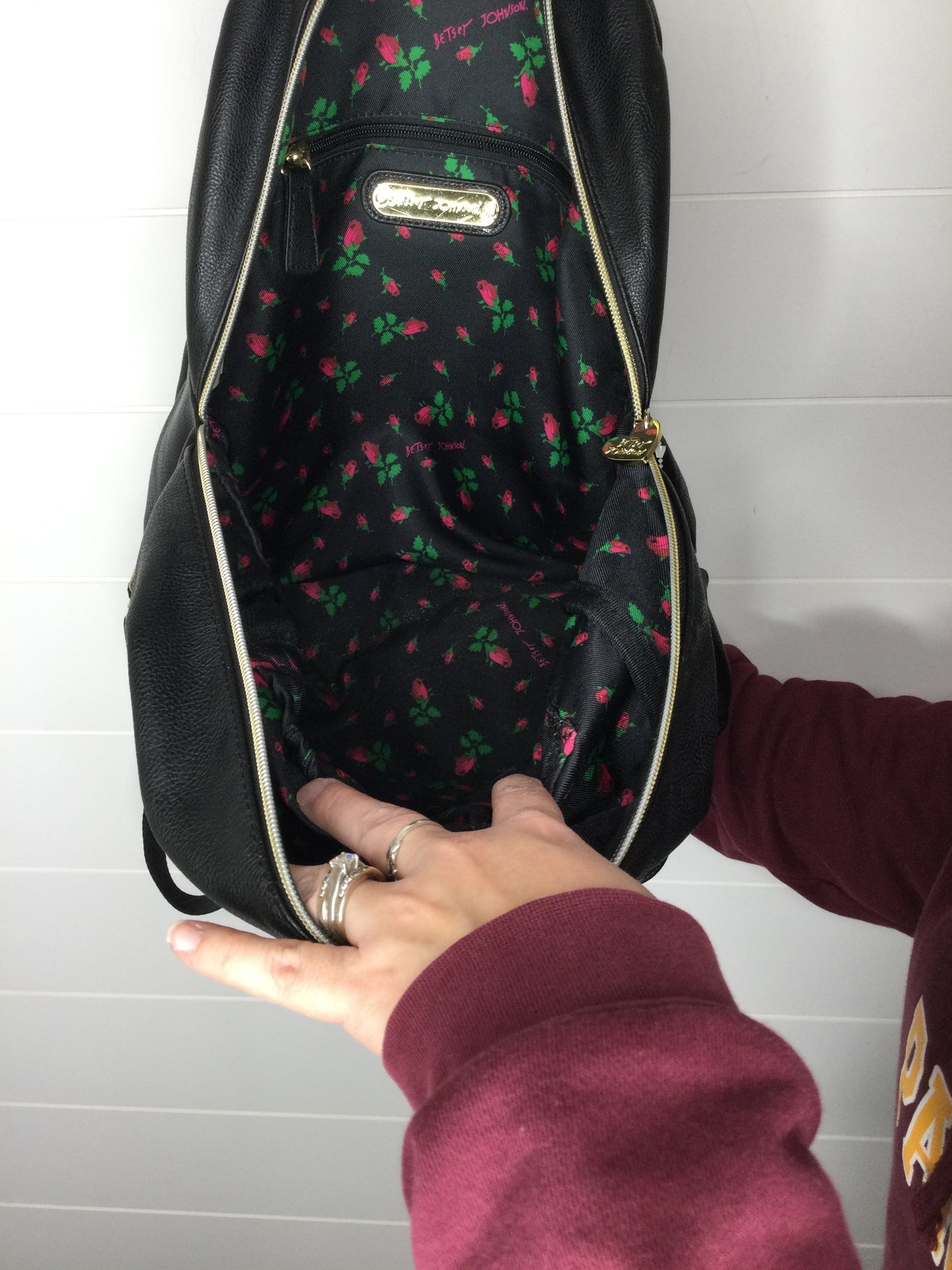 Backpack By Betsey Johnson  Size: Large
