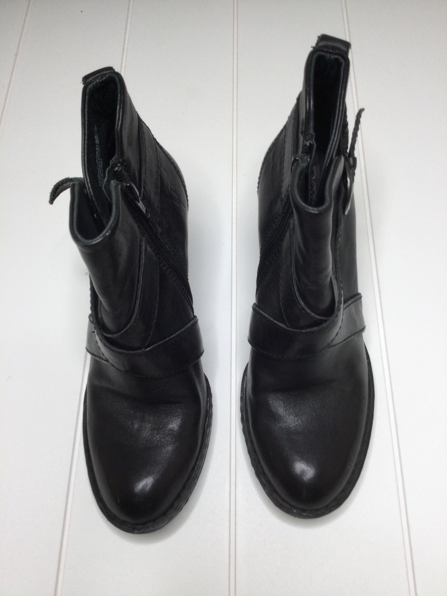 Boots Ankle Heels By Born  Size: 6.5