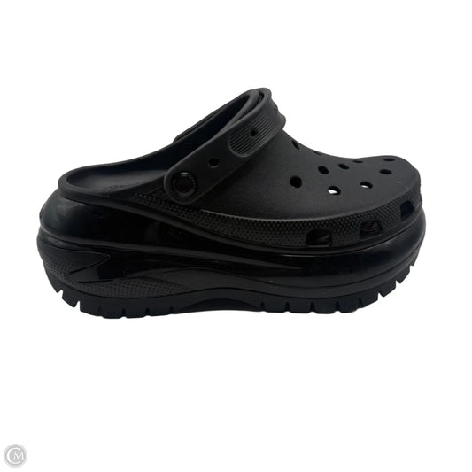 Sandals Heels Platform By Crocs In Black, Size: 9